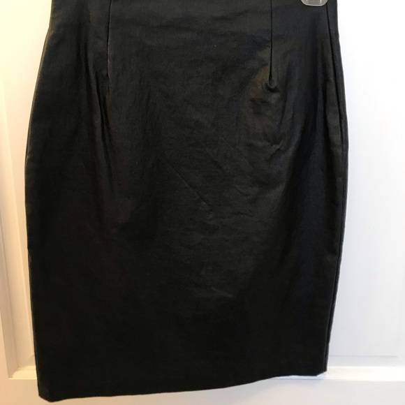 Black leather pencil skirt with slit! Medium - Picture 2 of 5